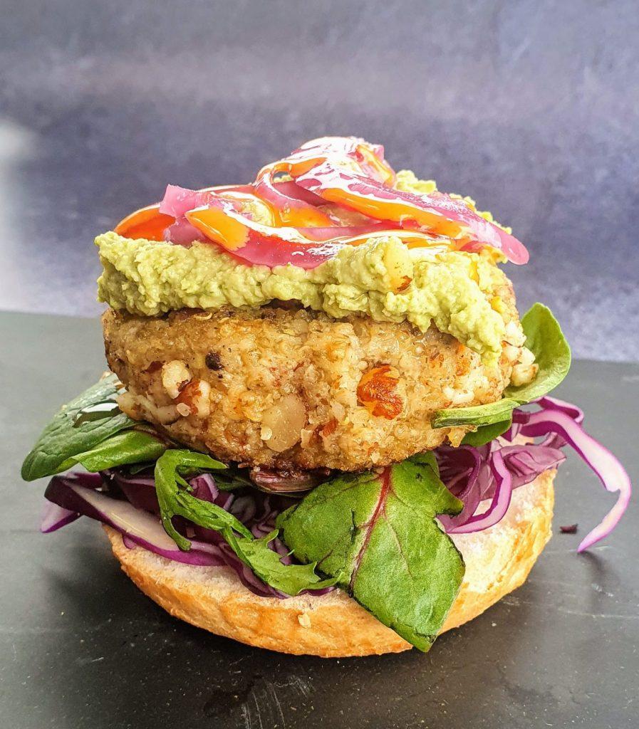 Vegisterburger – saftig vegetarburger på norske ingredienser
