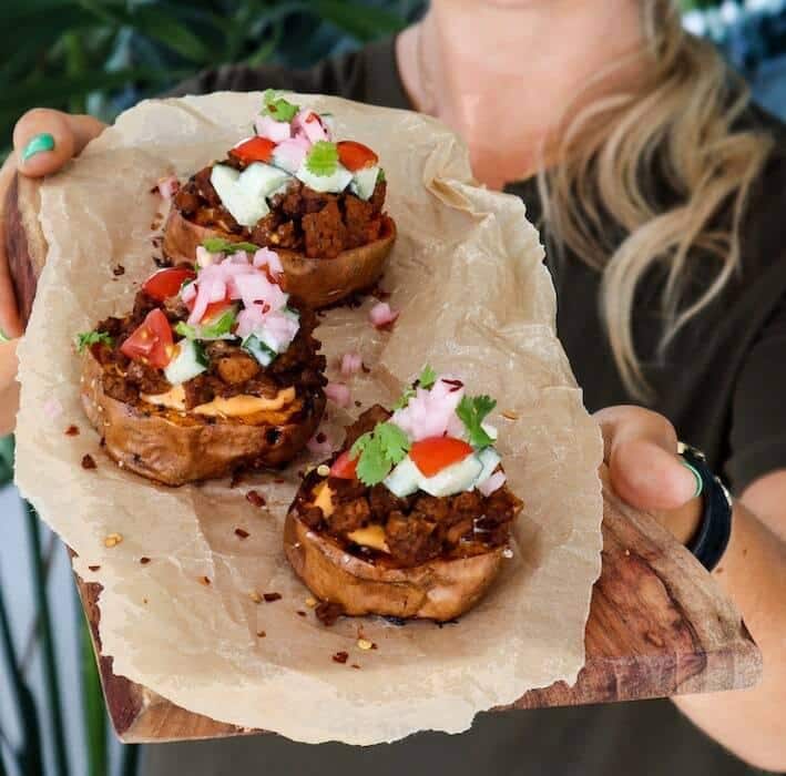 Søtpotetskiver med tacotopping – holder brettet square web